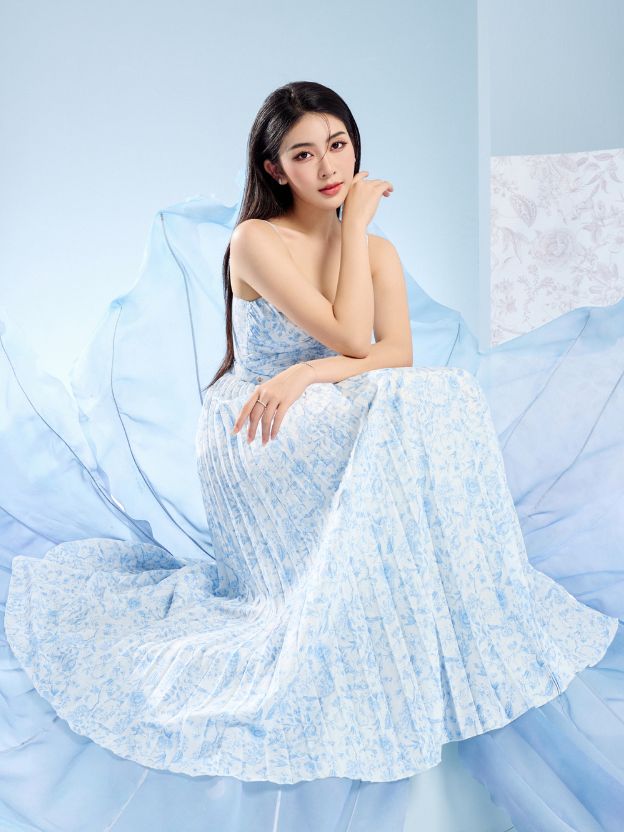 Alodia Mesh Off Shoulder Tailored Top in Iconic White